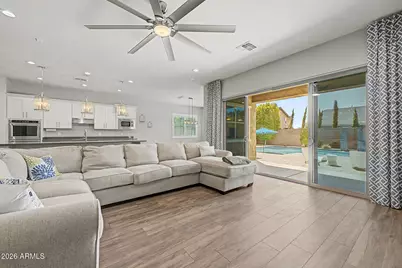 9349 W Louise Drive, Peoria, AZ 85383 - Photo 12