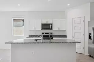 34852 W Angelo Dr, Maricopa, AZ 85138 - Photo 4