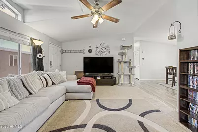 9748 E Escondido Avenue, Mesa, AZ 85208 - Photo 8