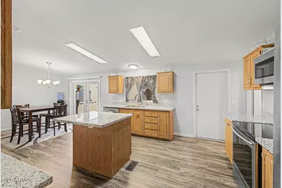 9748 E Escondido Avenue, Mesa, AZ 85208 - Photo 14