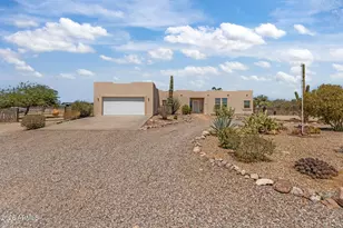 40648 N 251st Ave, Morristown, AZ 85342 - Photo 2
