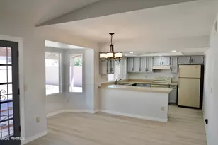 16801 N 45th Pl, Phoenix, AZ 85032 - Photo 8