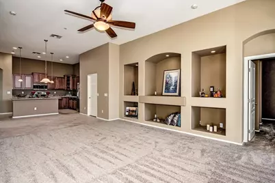 13505 W Catalina Drive, Avondale, AZ 85392 - Photo 2