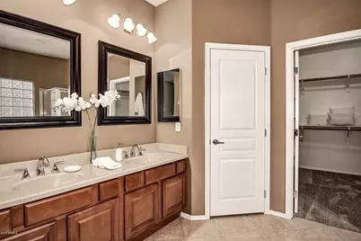 13505 W Catalina Drive, Avondale, AZ 85392 - Photo 10