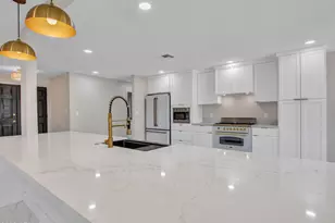 297 S Hacienda Cir, Litchfield Park, AZ 85340 - Photo 16