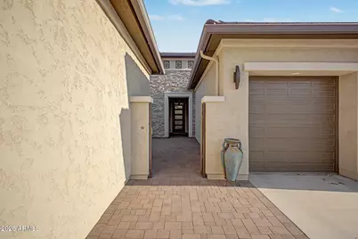 16585 W Monterey Way, Goodyear, AZ 85395 - Photo 8