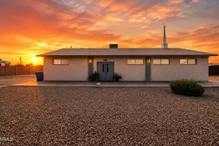 15703 N 36th St, Phoenix, AZ 85032 - Photo 1