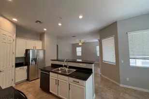 2417 E Iris Dr, Chandler, AZ 85286 - Photo 10