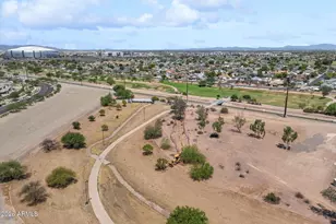 8616 W Rancho Dr, Glendale, AZ 85305 - Photo 40