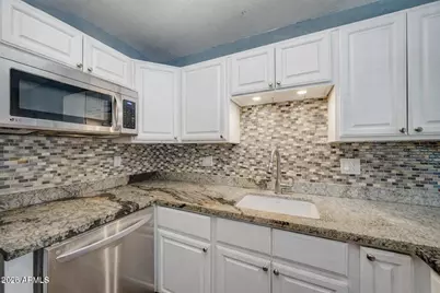 4525 N 66th Street #14, Scottsdale, AZ 85251 - Photo 6