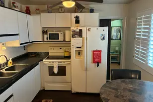2573 W Berridge Ln, Phoenix, AZ 85017 - Photo 20