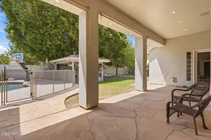 302 S Tucana Ct, Gilbert, AZ 85296 - Photo 36