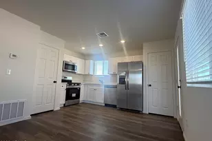 4037 S 12th St, Phoenix, AZ 85040 - Photo 4