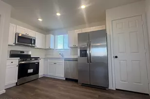 4037 S 12th St, Phoenix, AZ 85040 - Photo 8