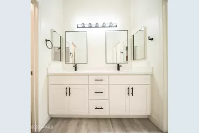 1118 S Surfside Drive, Gilbert, AZ 85233 - Photo 12