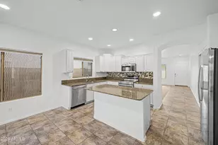3621 N 127th Dr, Avondale, AZ 85392 - Photo 2