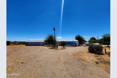 455 W Green Road, Morristown, AZ 85342 - Photo 2