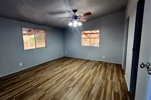 455 W Green Rd, Morristown, AZ 85342 - Photo 12