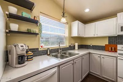 1750 W Sherrie Drive, Flagstaff, AZ 86001 - Photo 8