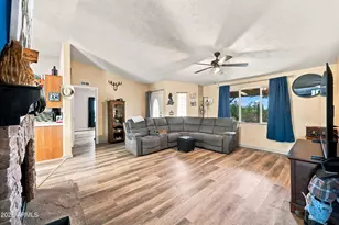 9945 N Penworth Dr, Casa Grande, AZ 85122 - Photo 18