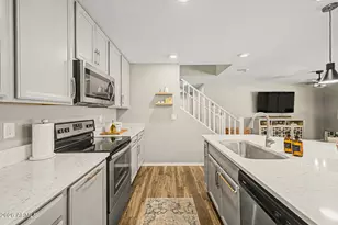 6908 E Peralta Cir, Mesa, AZ 85212 - Photo 8