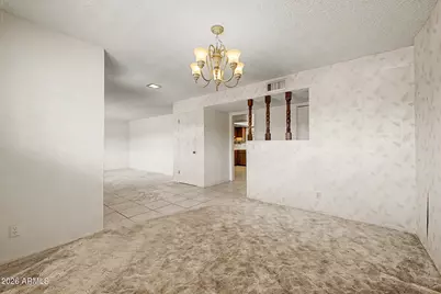 2302 E Lincoln Circle, Phoenix, AZ 85016 - Photo 8