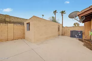 2302 E Lincoln Cir, Phoenix, AZ 85016 - Photo 36