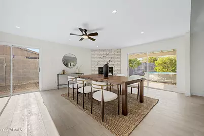 4854 W Cinnabar Avenue, Glendale, AZ 85302 - Photo 10