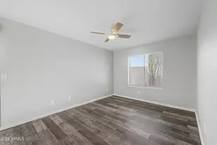 2824 E Waltann Ln, Phoenix, AZ 85032 - Photo 10