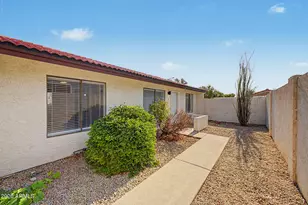 2824 E Waltann Ln, Phoenix, AZ 85032 - Photo 1