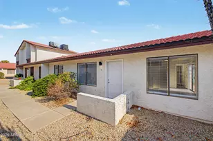 2824 E Waltann Ln, Phoenix, AZ 85032 - Photo 2