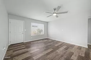 2824 E Waltann Ln, Phoenix, AZ 85032 - Photo 4