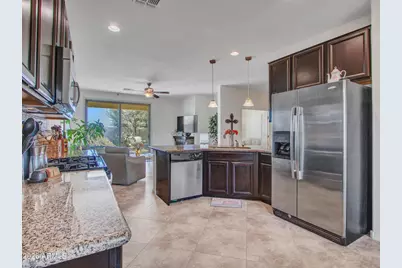 17579 W Cedarwood Lane, Goodyear, AZ 85338 - Photo 10