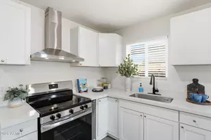 3710 W Latham St, Phoenix, AZ 85009 - Photo 16