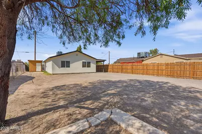 3710 W Latham Street, Phoenix, AZ 85009 - Photo 1