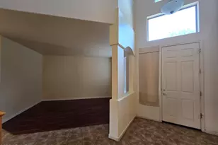 223 W Pelican Dr, Chandler, AZ 85286 - Photo 4
