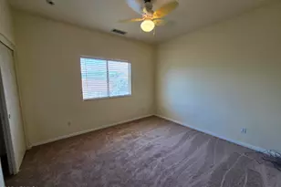 223 W Pelican Dr, Chandler, AZ 85286 - Photo 20