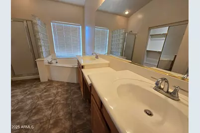 223 W Pelican Drive, Chandler, AZ 85286 - Photo 16