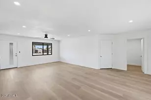 5724 W Lupine Ave, Glendale, AZ 85304 - Photo 4