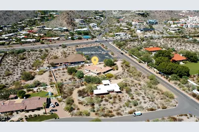 6420 N Palo Cristi Road, Paradise Valley, AZ 85253 - Photo 2