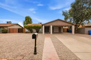 4625 N 75th Ln, Phoenix, AZ 85033 - Photo 1