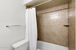 4625 N 75th Ln, Phoenix, AZ 85033 - Photo 14