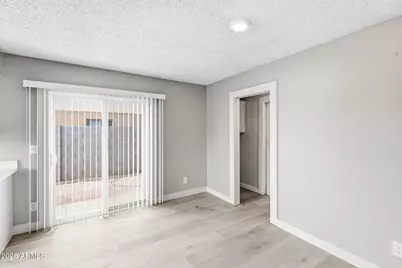 4625 N 75th Lane, Phoenix, AZ 85033 - Photo 12