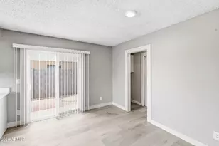 4625 N 75th Ln, Phoenix, AZ 85033 - Photo 12