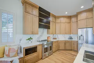8100 E Camelback Rd, Scottsdale, AZ 85251 - Photo 26