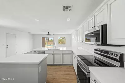 17514 W Boca Raton Road, Surprise, AZ 85388 - Photo 10