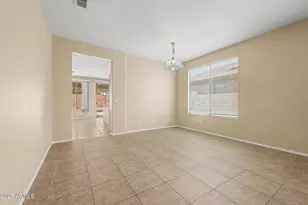 6622 W Golden Ln, Glendale, AZ 85302 - Photo 10