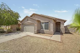 6622 W Golden Ln, Glendale, AZ 85302 - Photo 6