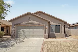 6622 W Golden Ln, Glendale, AZ 85302 - Photo 2