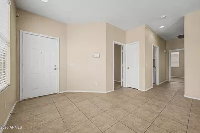 6622 W Golden Lane, Glendale, AZ 85302 - Photo 8